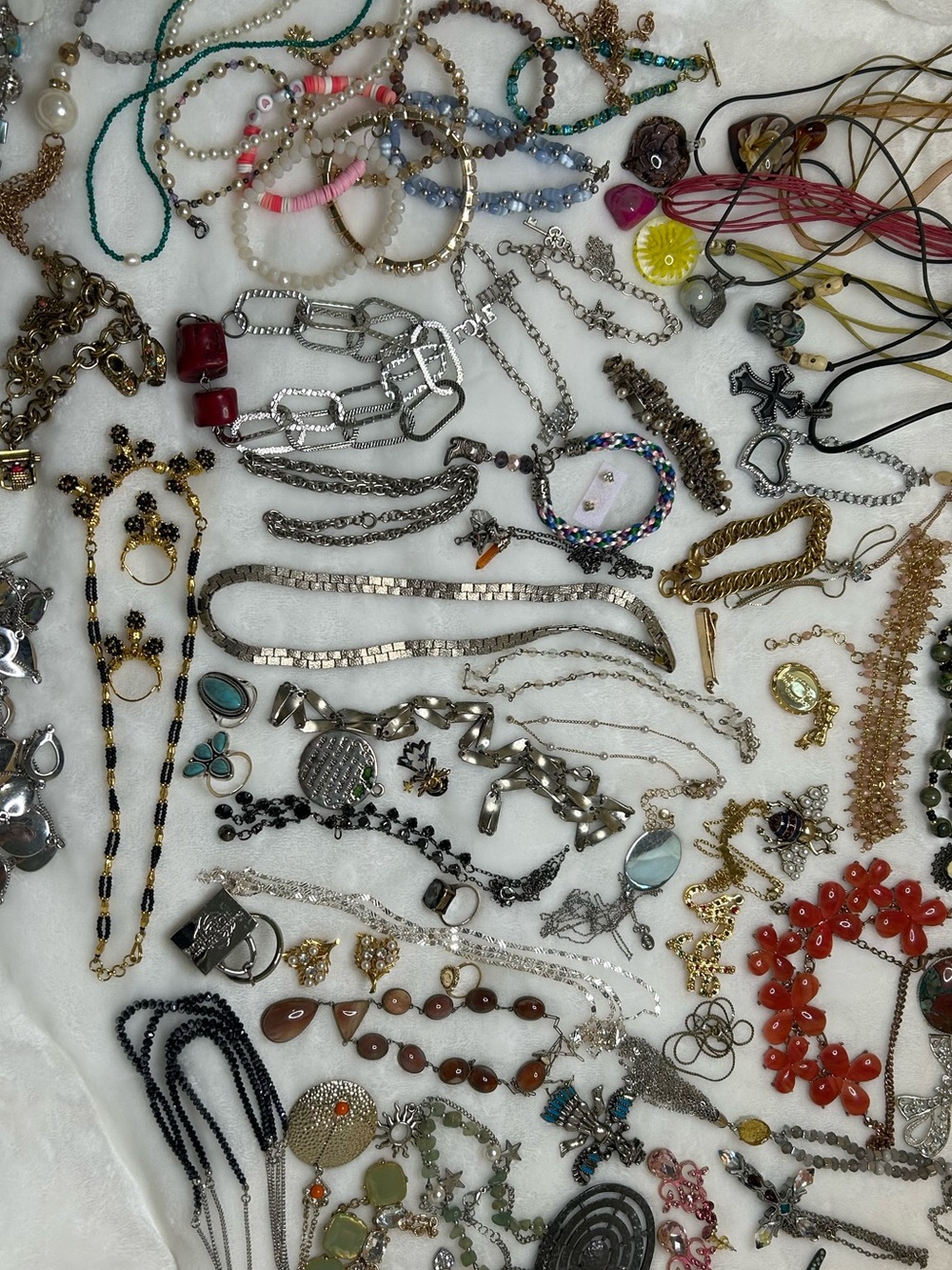 4 lb Mixed Costume Jewelry Lot